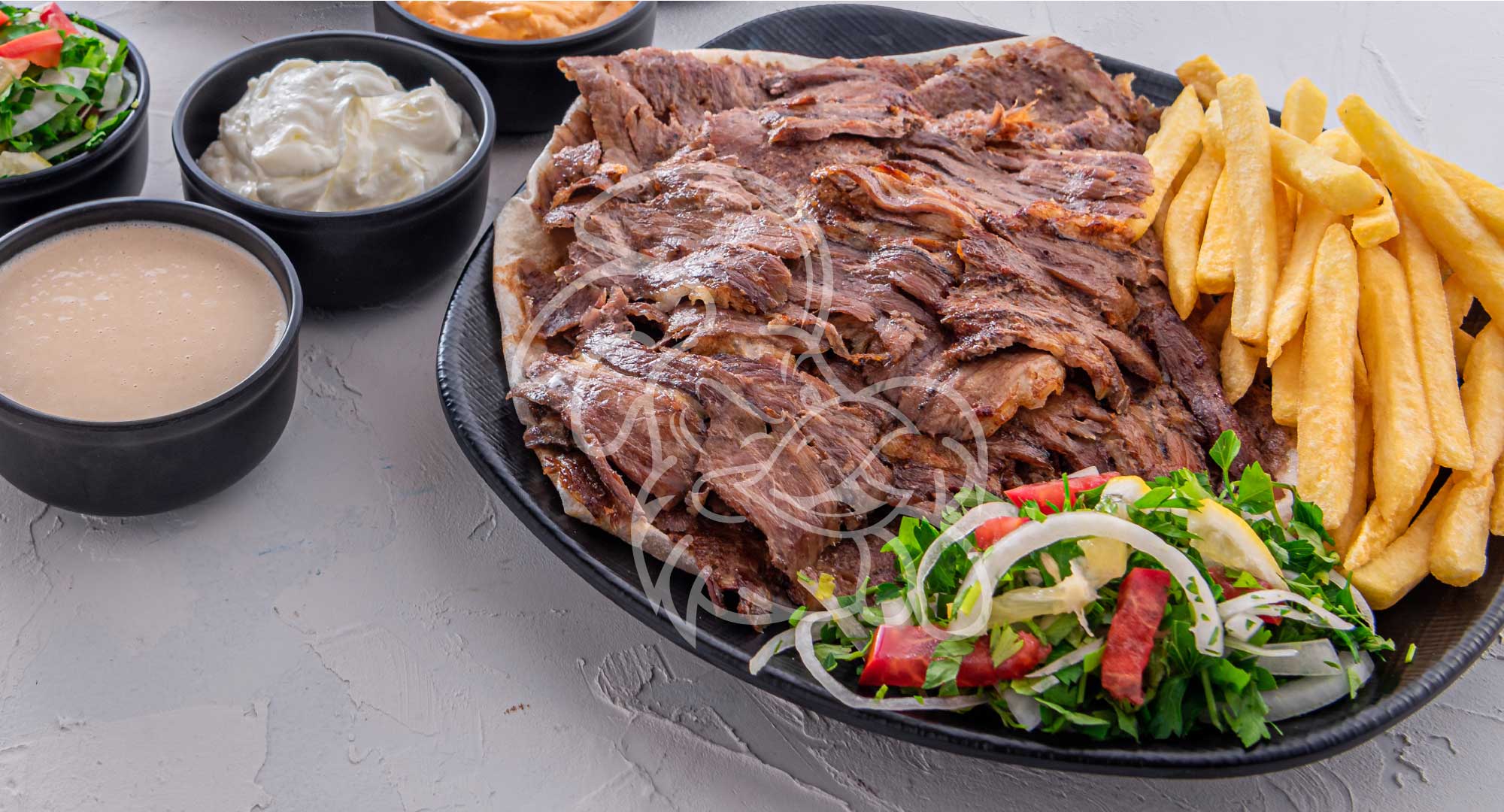 Why Shawerman is Sharjah’s Top Choice for Meat Shawarma Rolls